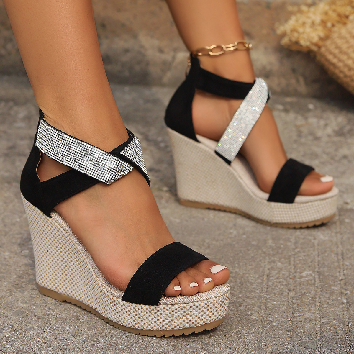 Sandali con Zeppa Bagliore Lunare - AmorosaBoutique