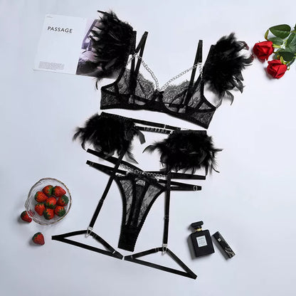 Lingerie PiumaSensualElegance - AmorosaBoutique